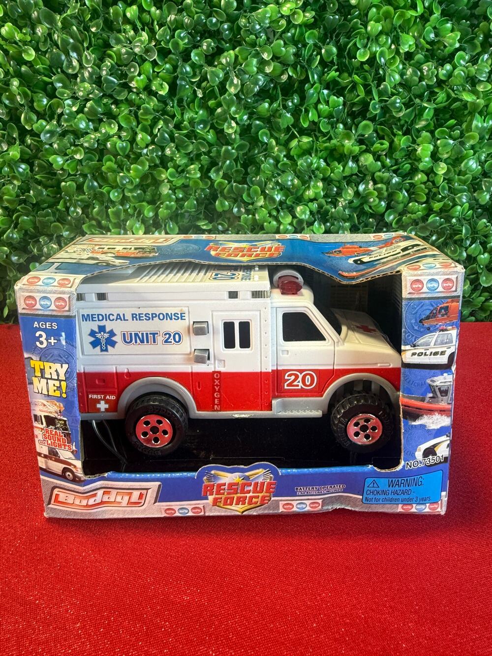 Buddy L Rescue Force Medical Response Unit 20 Ambulance Toy NIB Lights Sounds